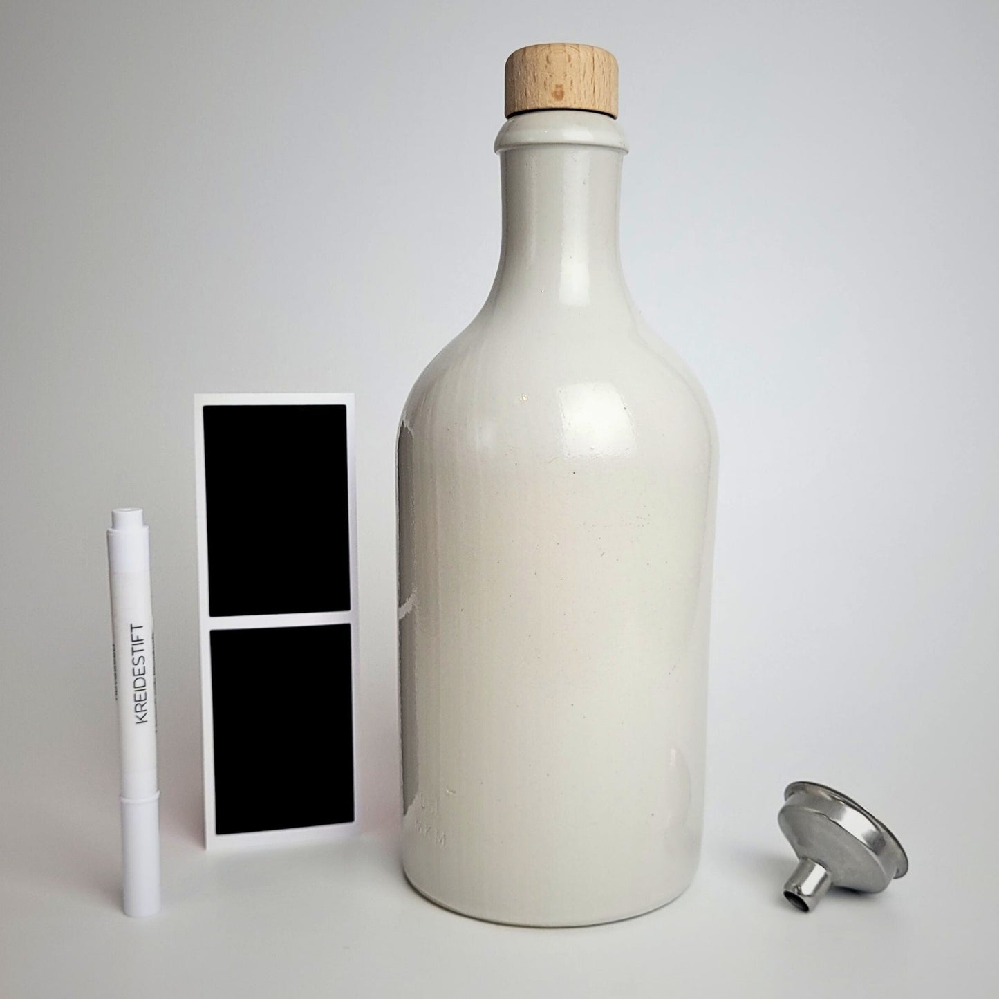 500ml Ölflasche/Essigflasche Keramik - mit Ausgießer, Trichter, Tafeletikett und Kreidestift novaseed