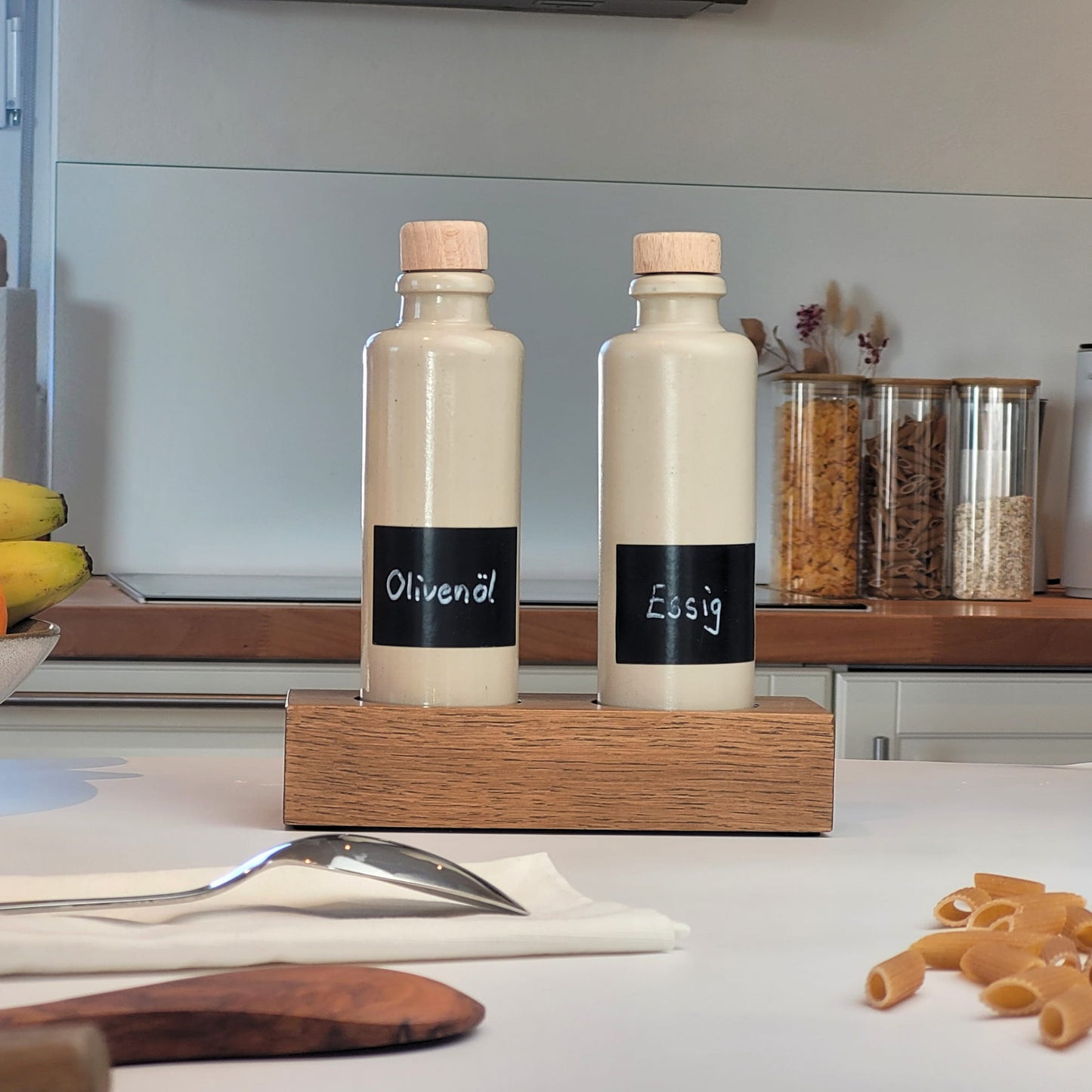 Keramik Ölflaschen Set mit Flaschenhalter aus Holz