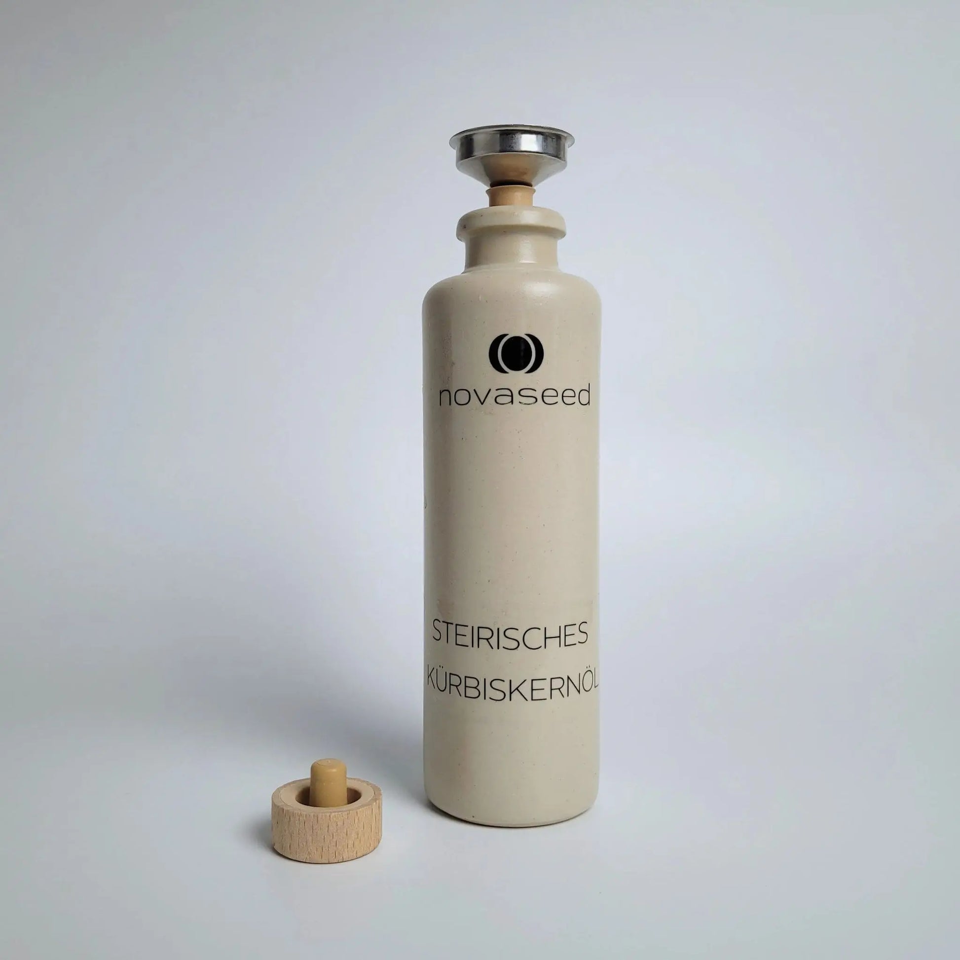 Keramikflasche_Steingut_Servierflasche_Oelflasche